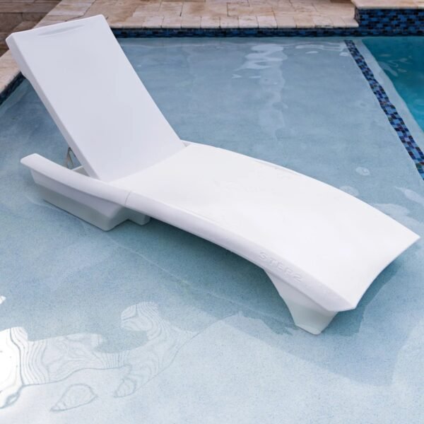 Step2 Two-pack Vero Adjustable Pool Lounge Chairs - Image 4